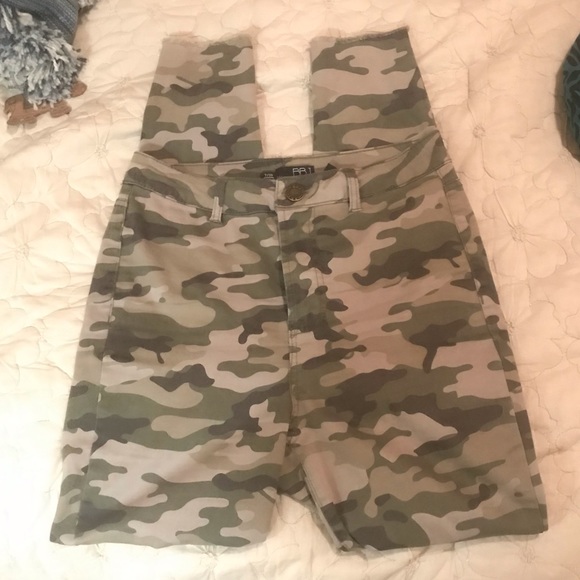 Camo raw hem high rise jeggings - Picture 4 of 4